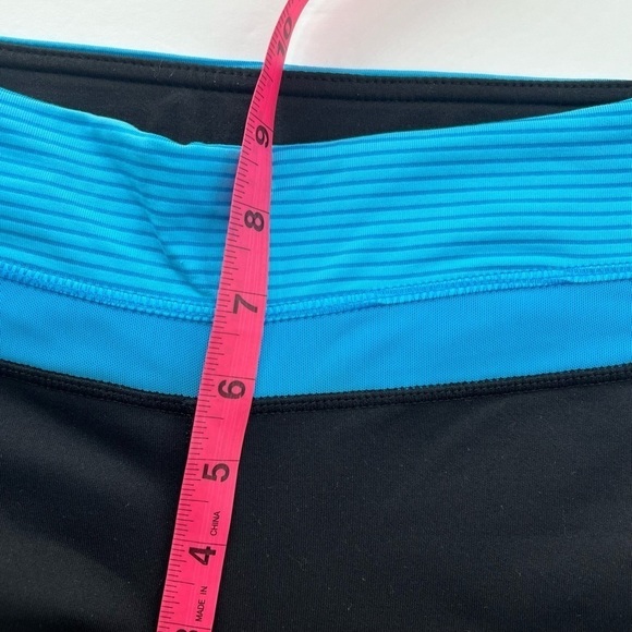 Kirkland Signature Capri Reversible Blue/Black Ladies Small - Picture 3 of 4